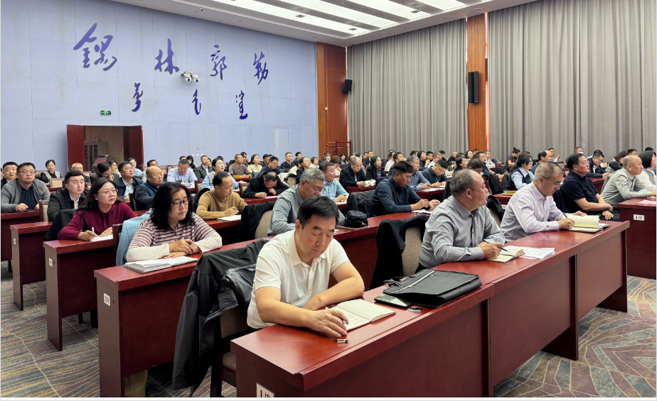 錫林郭勒盟持續(xù)推進《習近平談治國理政》第五卷基層宣講