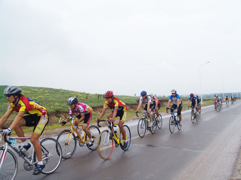 內蒙古環多倫湖公路自行車賽